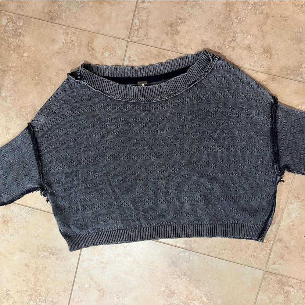 🌟2/$50🌟 Free People Sandcastle Crop Sweater - Picture 7 of 7